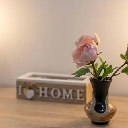 E-home Апартамент